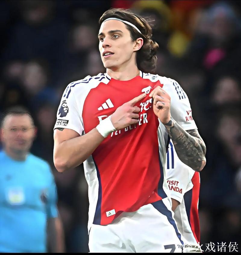 实至名归！卡拉菲奥里当选阿森纳本轮队内最佳