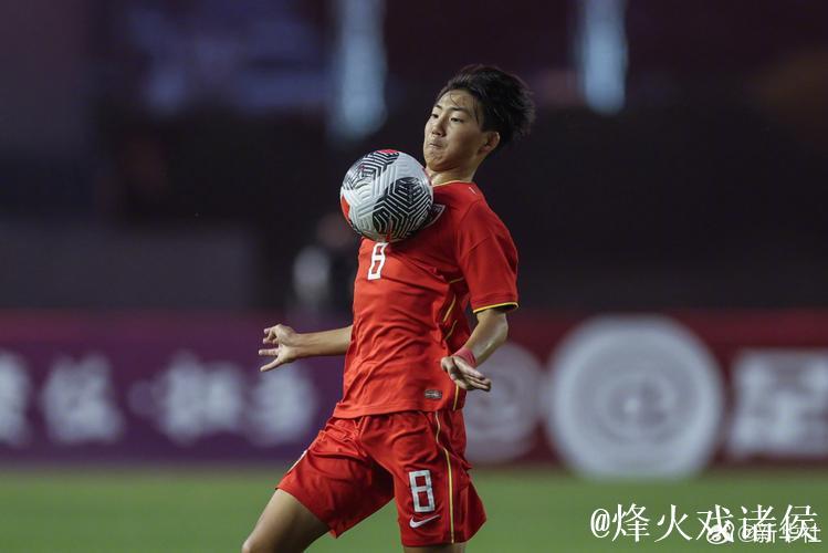 儿童节U16国足冠军礼到手 09国少依旧任重道远