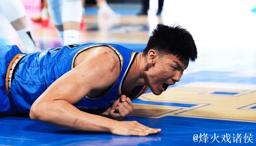 范子铭16+11雷蒙19分 首钢大胜上海总比分1-1